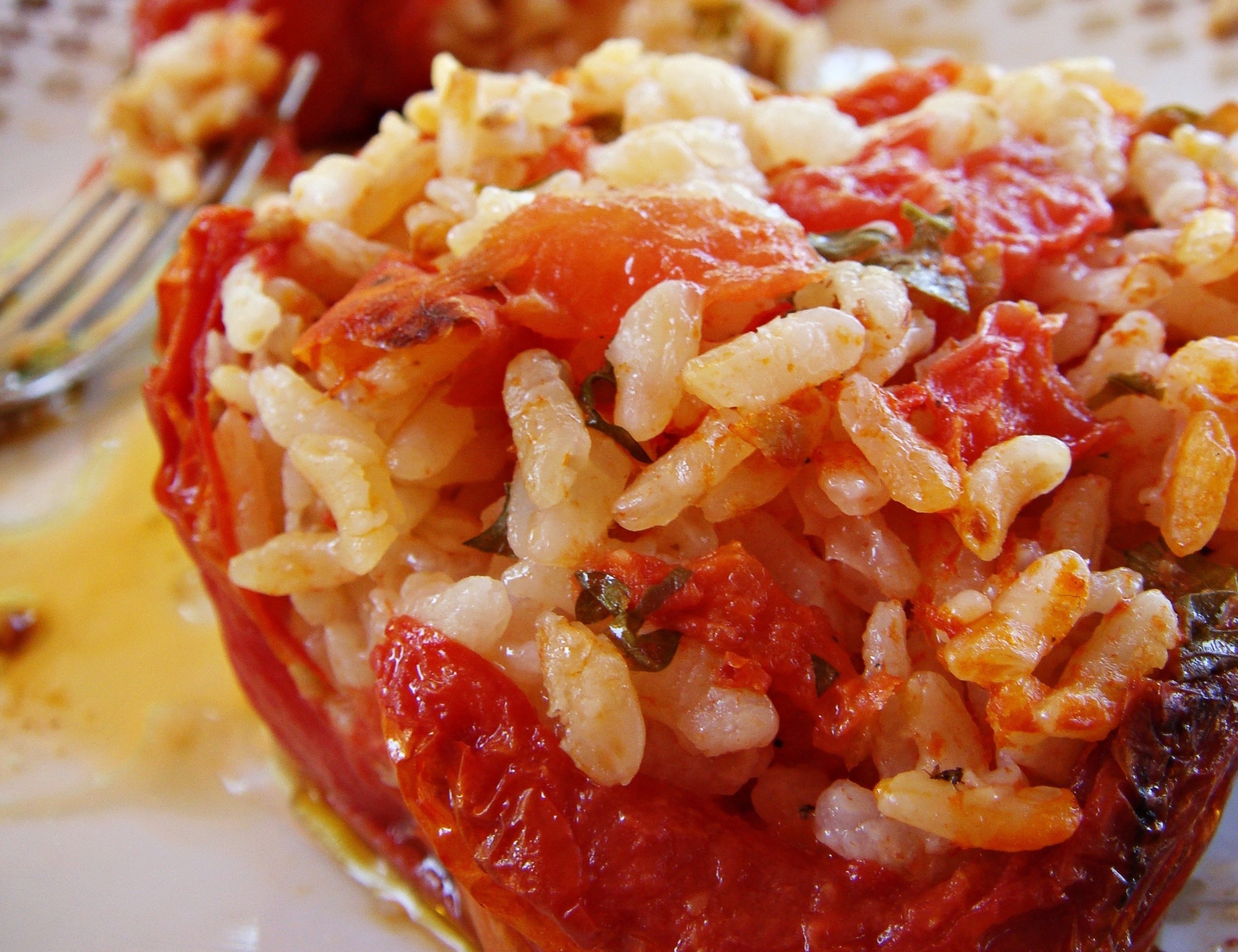 töltött paradicsom